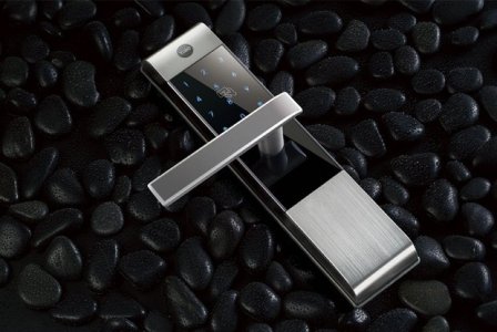 YALE Finger Print Lock